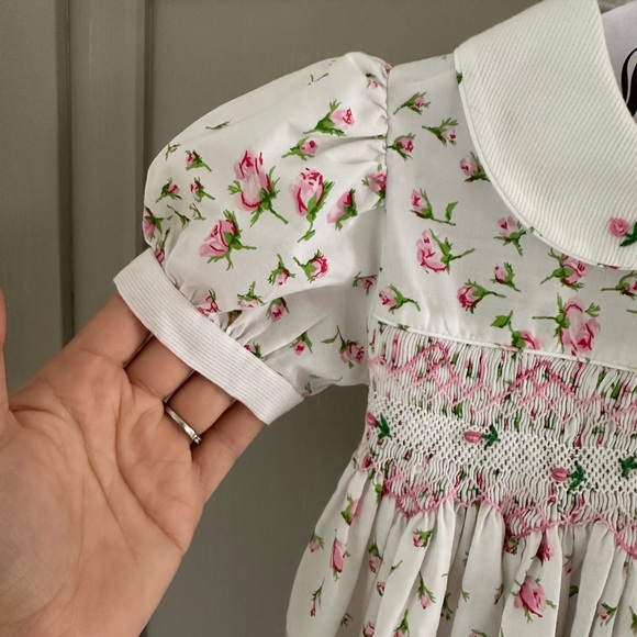 Smocked vintage rose embroidered print dress - Picture 4 of 8